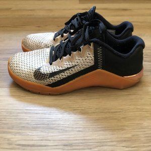 Nike Metcon 6 Black and White (7.5 Mens)